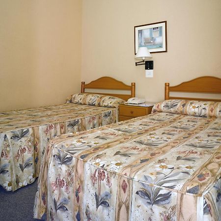 Balneario De Archena - Hotel Leon Номер фото
